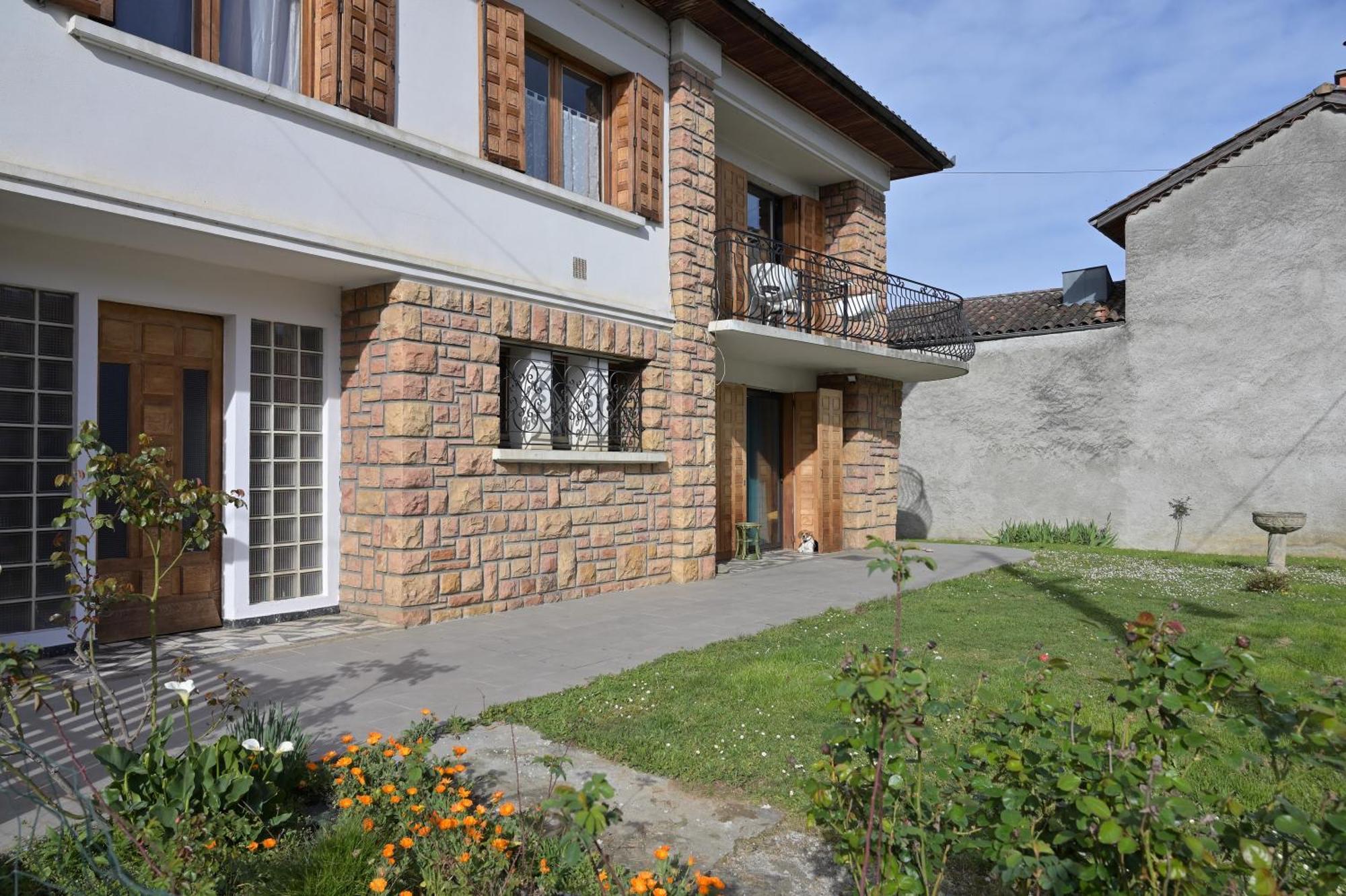 La Maison Du Village Encausse-les-Thermes Dış mekan fotoğraf